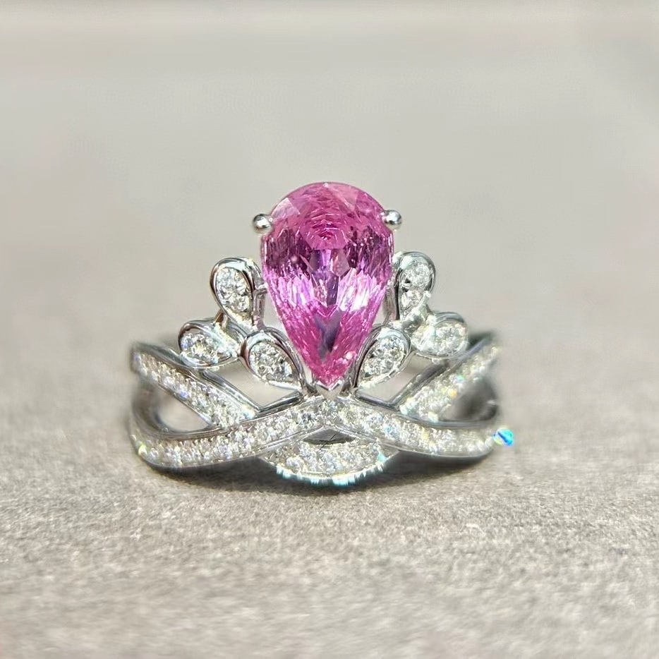 14k Gold 2.04 Ctw Natural Sapphire & Diamond Ring: Ref:230988303 // gold content:14k gold // ring size:7. 25us // // main gemstone:sapphire // shape:pear // carat weight:1. 75ct // color:pink // treatment:natural // // adjacent gemstone 2 : diamond //