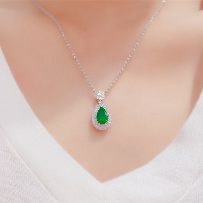 14k Gold 2.50 Ctw Vivid Green Natural Emerald & Diamond Pendant( Without Chain ) - 3