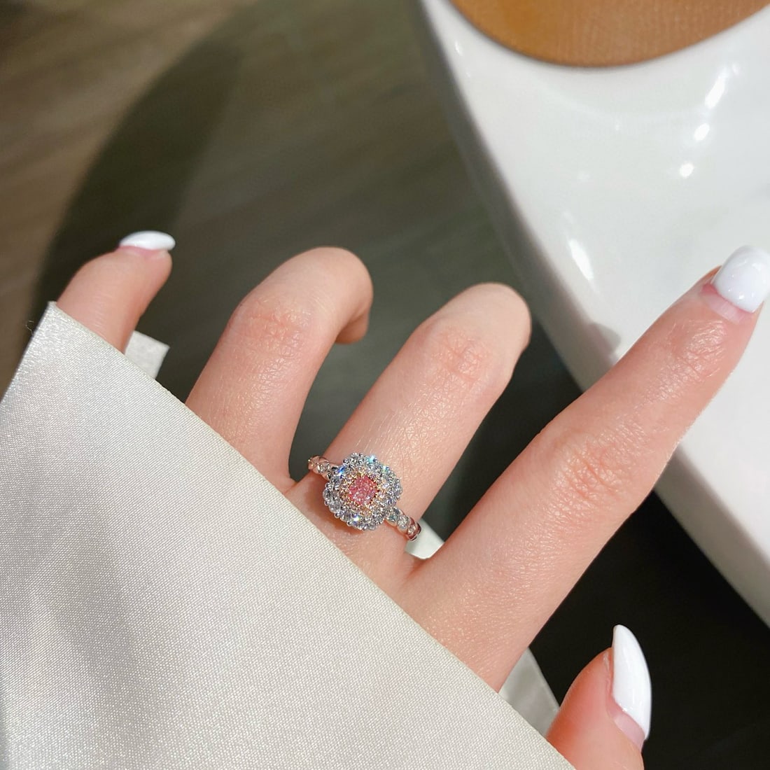 14k Gold 0.63 Ctw Natural Pink Diamond & Diamond Ring - 2