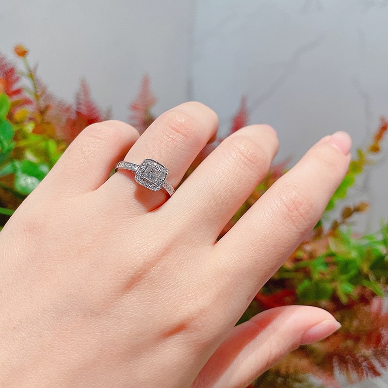Gia Certified 14k Gold 0.31 Ct Natural E Vvs1 Princess Diamond Ring - 3