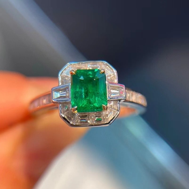 14k Gold 1.53 Ctw Vivid Green Natural Emerald & Diamond Ring - 3