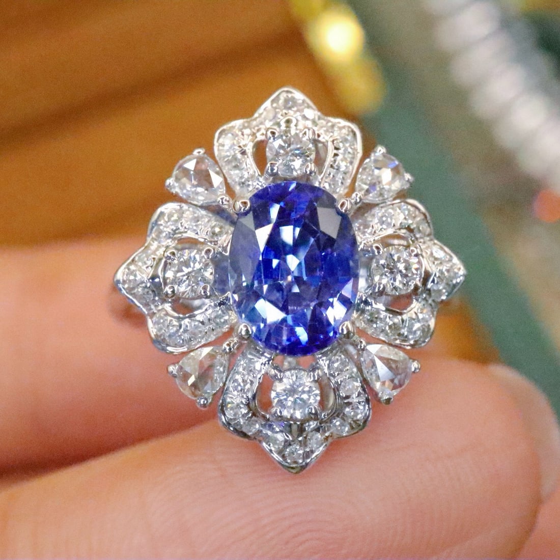 14k Gold 1.97 Ctw Natural Sapphire & Diamond Ring: Ref:230988338 // gold content:14k gold // ring size:7. 25us // // main gemstone:sapphire // shape:oval // carat weight:1. 55ct // color:cornflower blue // treatment:natural // // adjacent gemstone 2