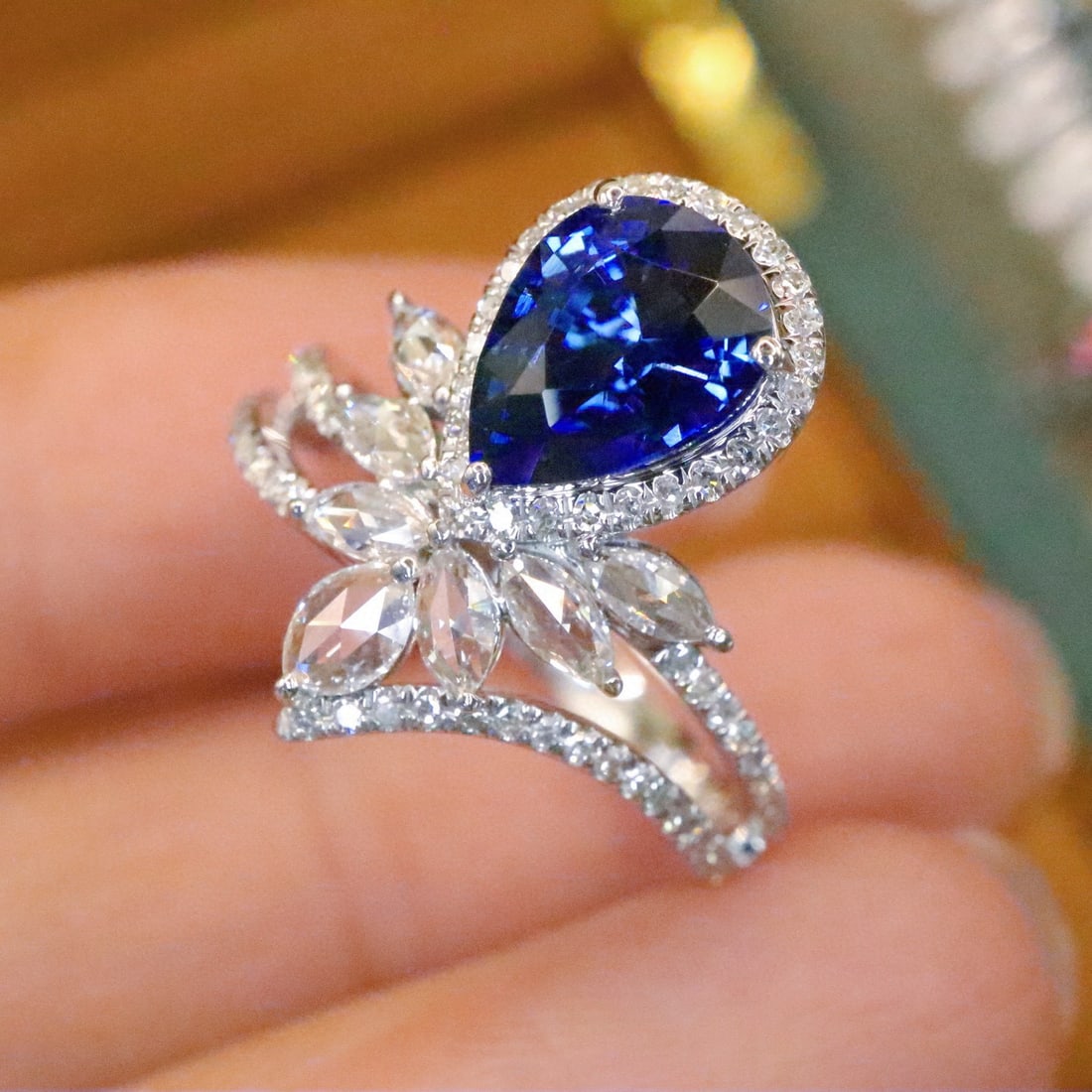 14k Gold 2.11 Ctw Natural Sapphire & Diamond Ring - 2