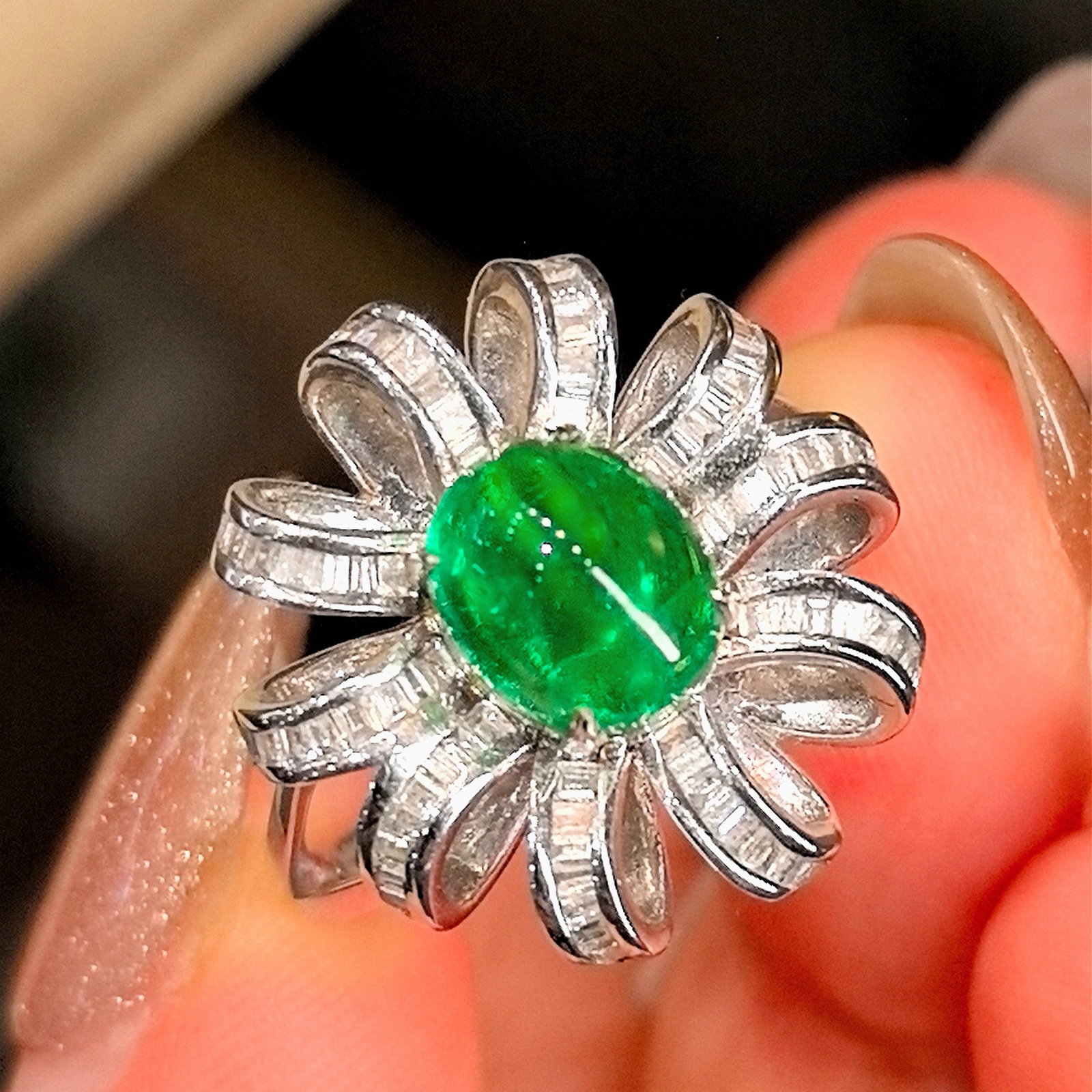 14k Gold 2.45 Ctw Vivid Green Natural Emerald & Diamond Ring - 5
