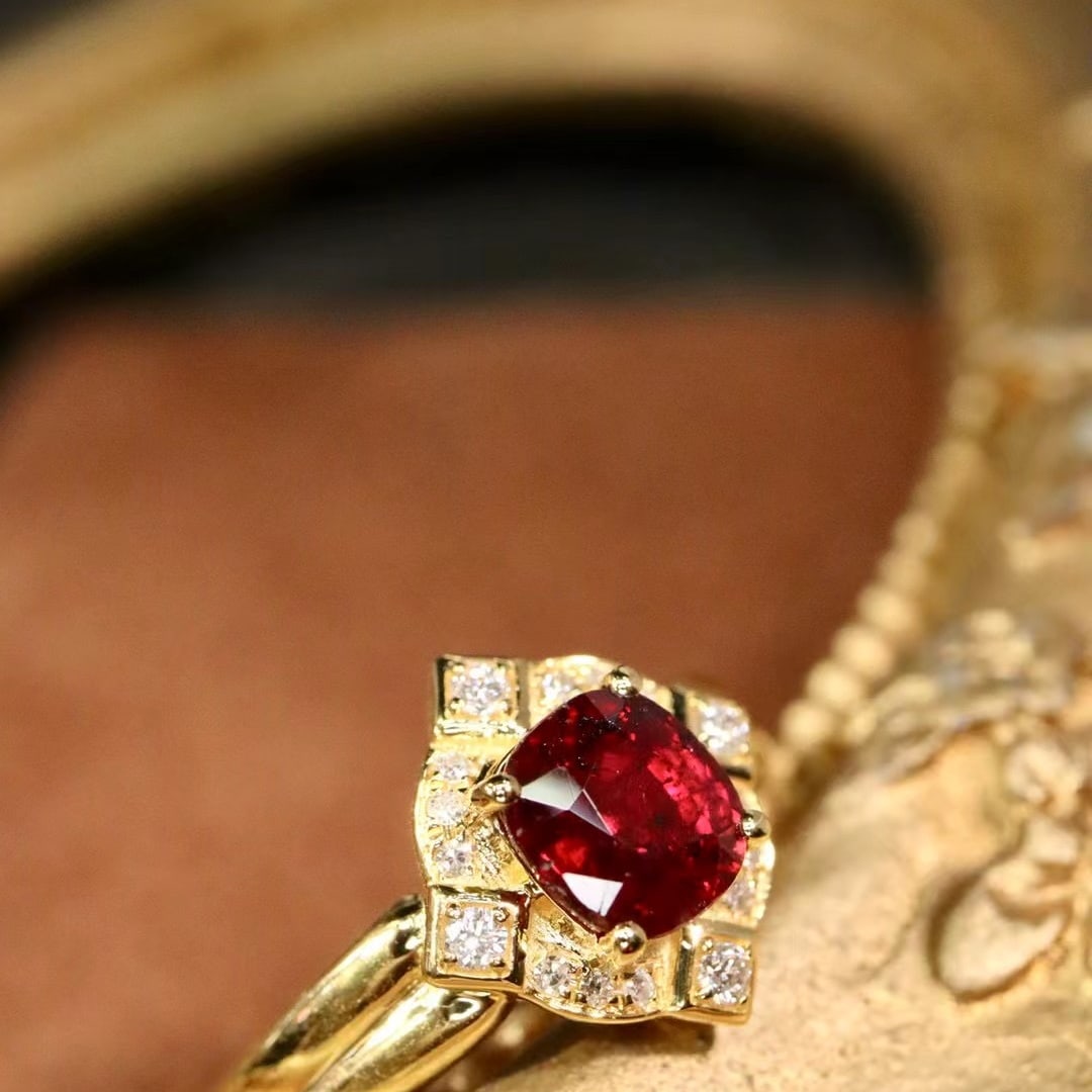 14k Gold 1.31 Ctw Natural Ruby & Diamond Ring - 2