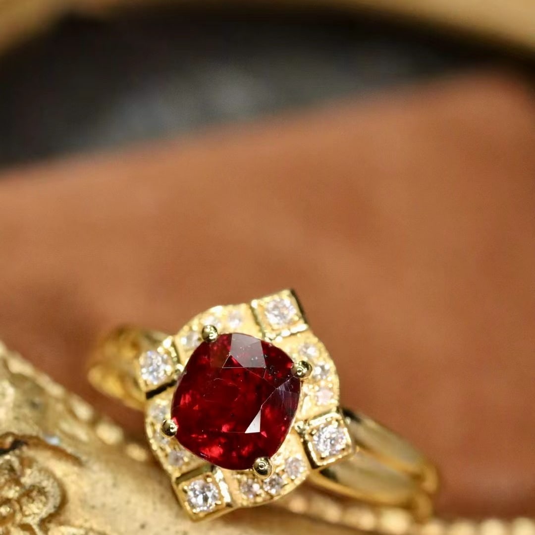 14k Gold 1.31 Ctw Natural Ruby & Diamond Ring - 3