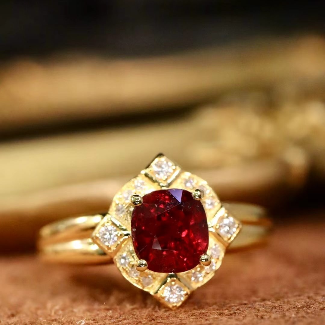 14k Gold 1.31 Ctw Natural Ruby & Diamond Ring - 4