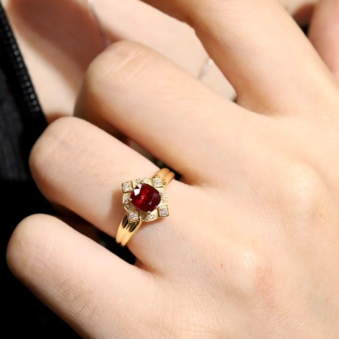 14k Gold 1.31 Ctw Natural Ruby & Diamond Ring - 6