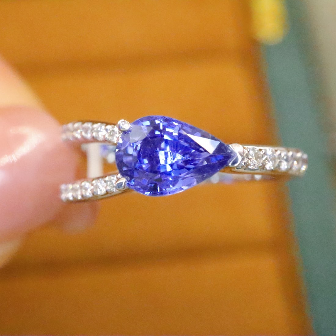 14k Gold 1.30 Ctw Natural Sapphire & Diamond Ring - 5
