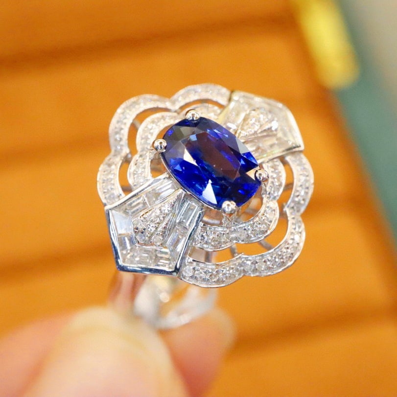 14k Gold 1.80 Ctw Natural Sapphire & Diamond Ring - 2