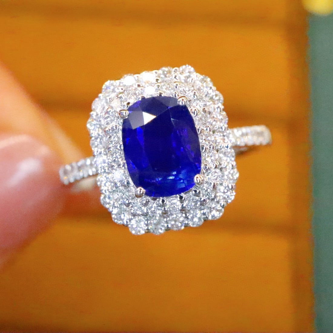 14k Gold 1.88 Ctw Natural Sapphire & Diamond Ring: Ref:230988382 // gold content:14k gold // ring size:7. 25us // // main gemstone:sapphire // shape:oval // carat weight:1. 35ct // color:royal blue // treatment:natural // // adjacent gemstone 2 : diam