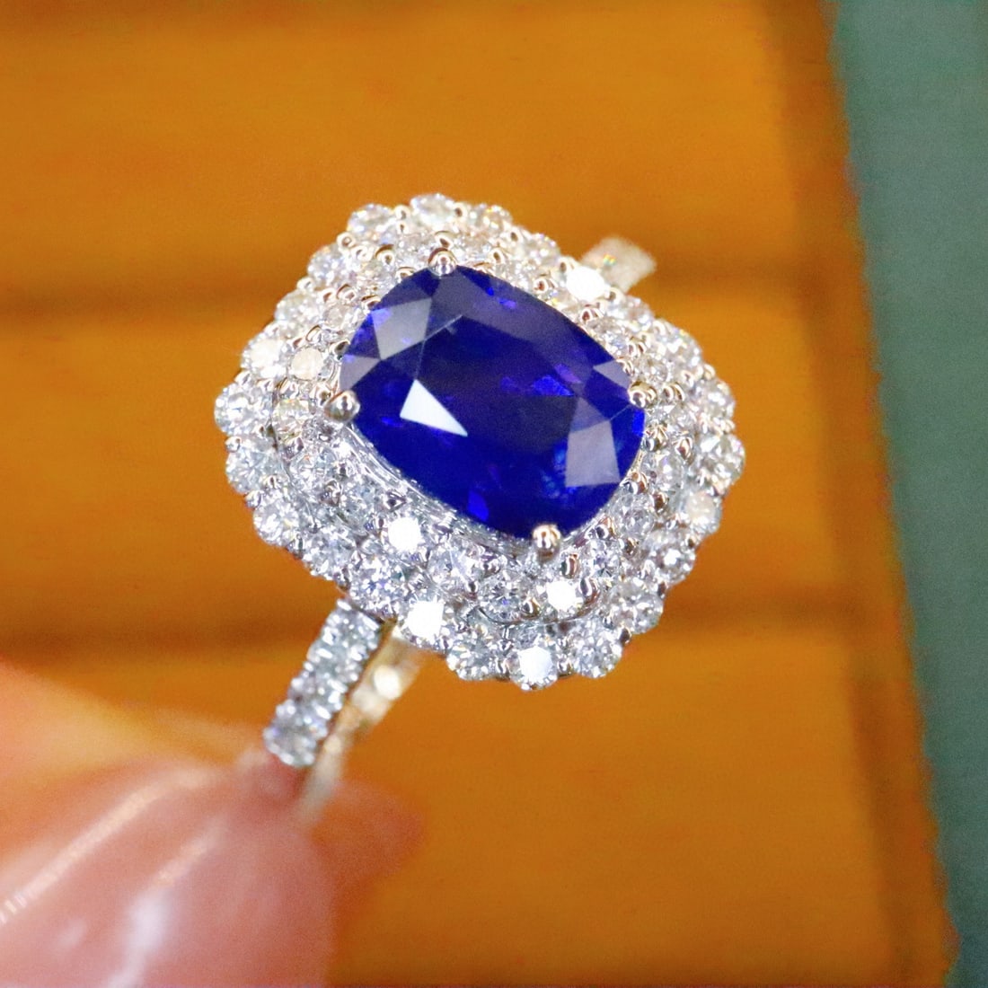 14k Gold 1.88 Ctw Natural Sapphire & Diamond Ring - 2