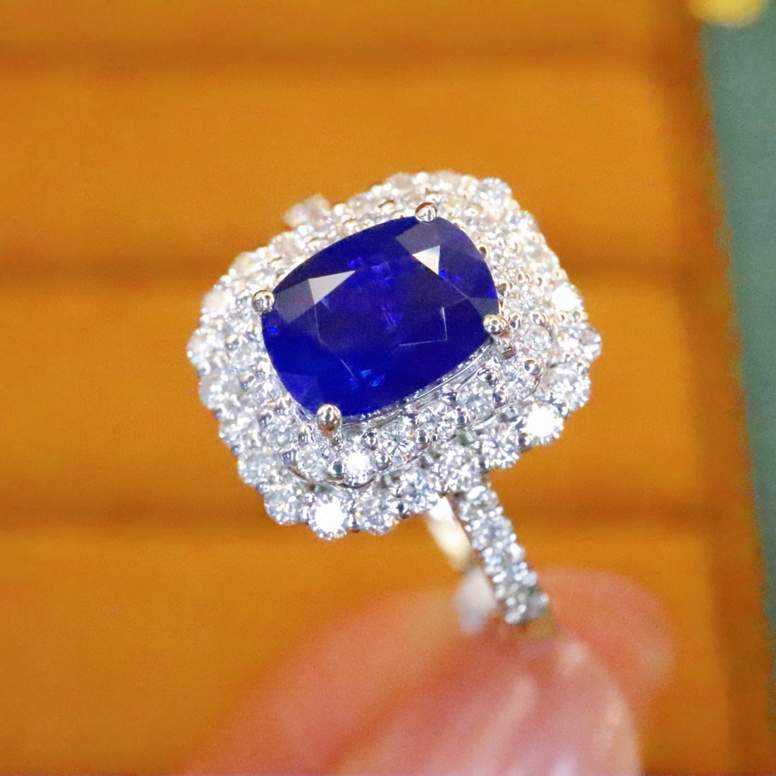 14k Gold 1.88 Ctw Natural Sapphire & Diamond Ring - 3