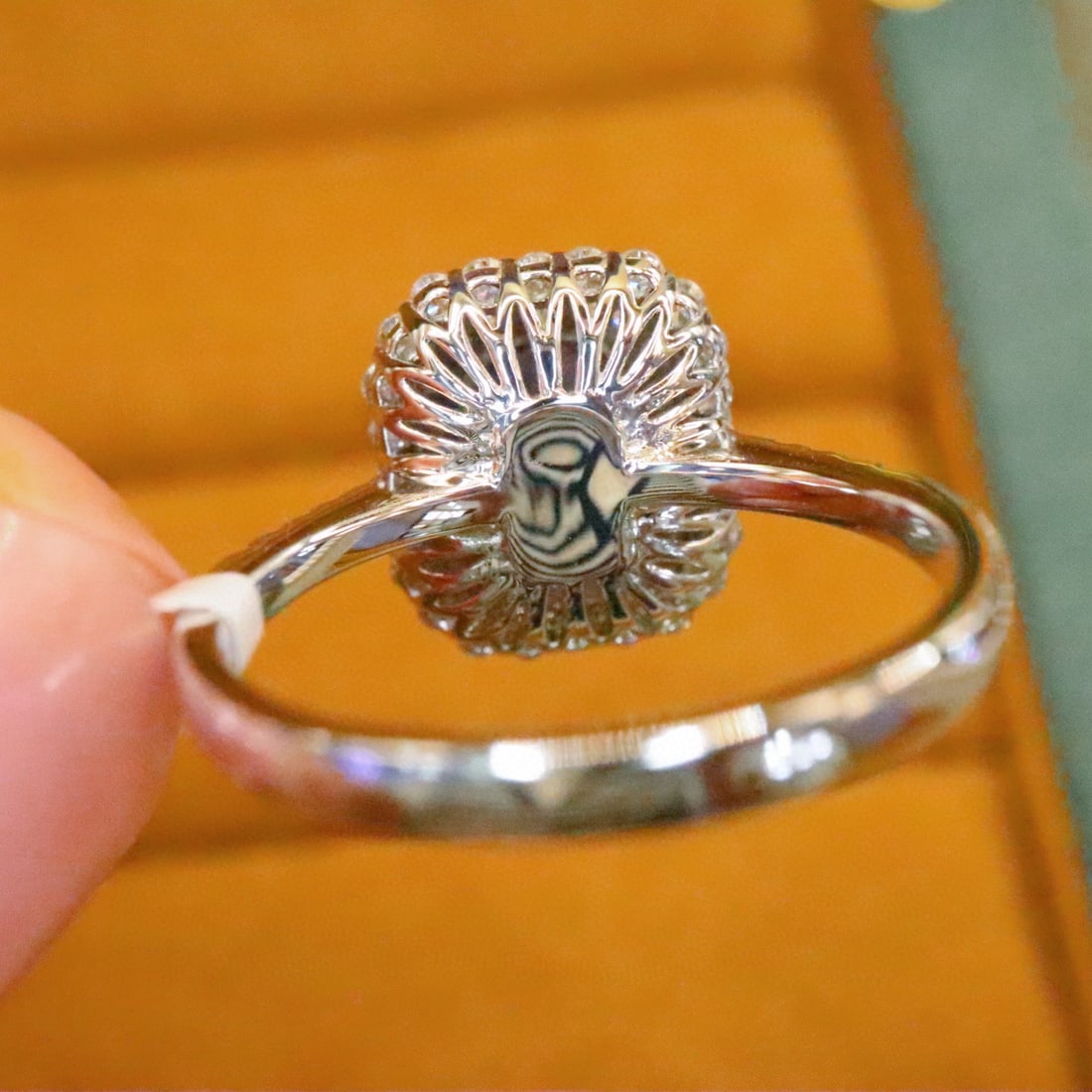 14k Gold 1.88 Ctw Natural Sapphire & Diamond Ring - 4