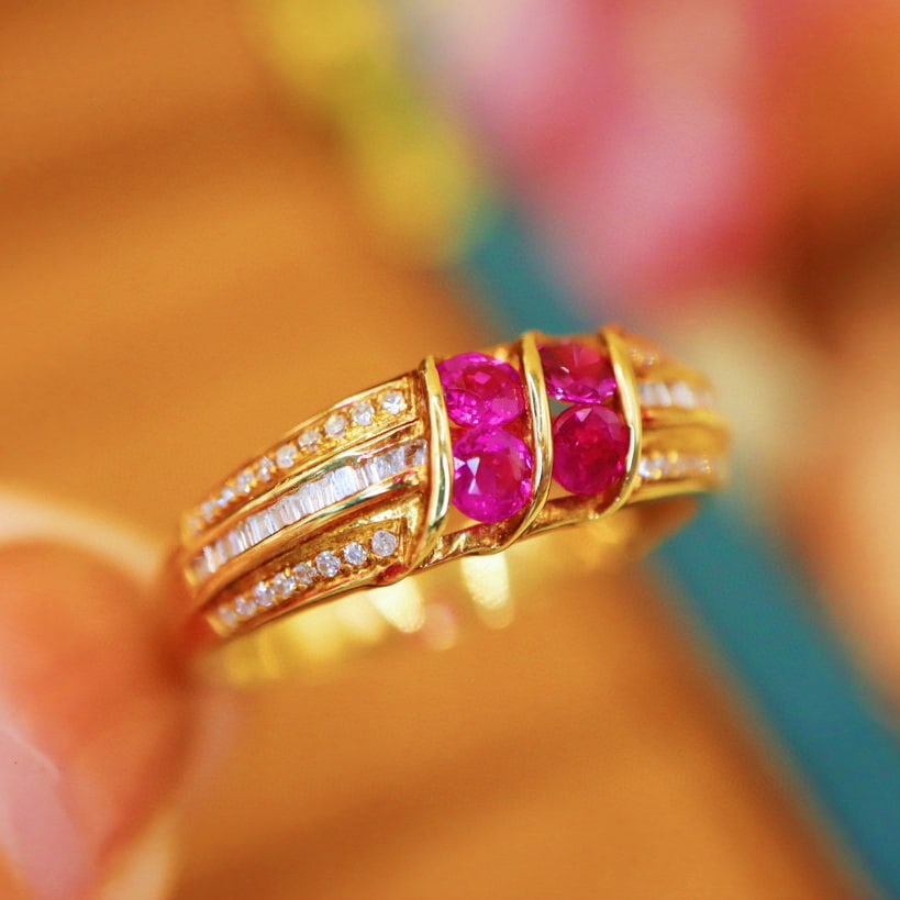 14k Gold 0.82 Ctw Natural Ruby & Diamond Ring - 2