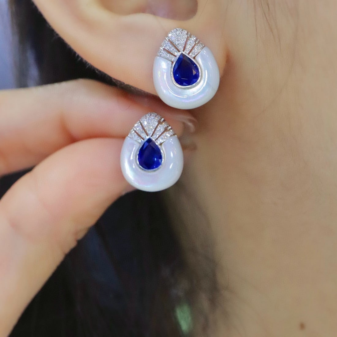 14k Gold 1.50 Ctw Natural Sapphire & Diamond Earrings - 5
