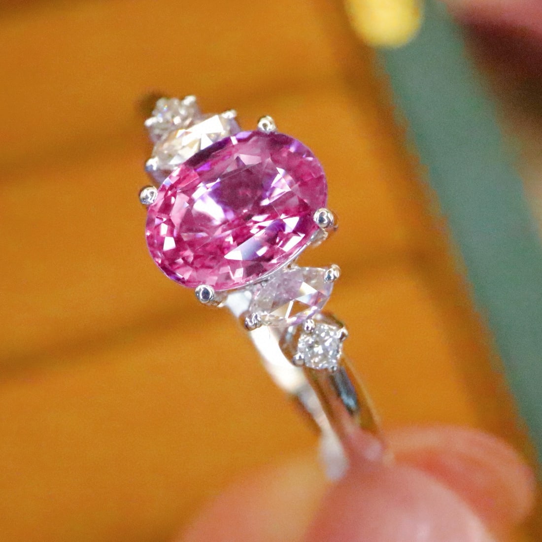14k Gold 1.20 Ctw Natural Padparadscha Sapphire & Diamond Ring - 2