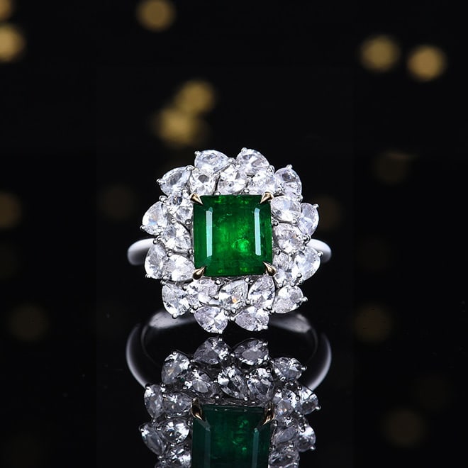 14k Gold 4.86 Ctw Natural Emerald & Sapphire Ring/pendant( Without Chain ): Ref:230988404 // gold content:14k gold // ring size:7. 25us // // main gemstone:emerald // shape:octagonal // carat weight:2. 2ct // color:muzo green // treatment:natural // // adjacent gemstone 2 : s