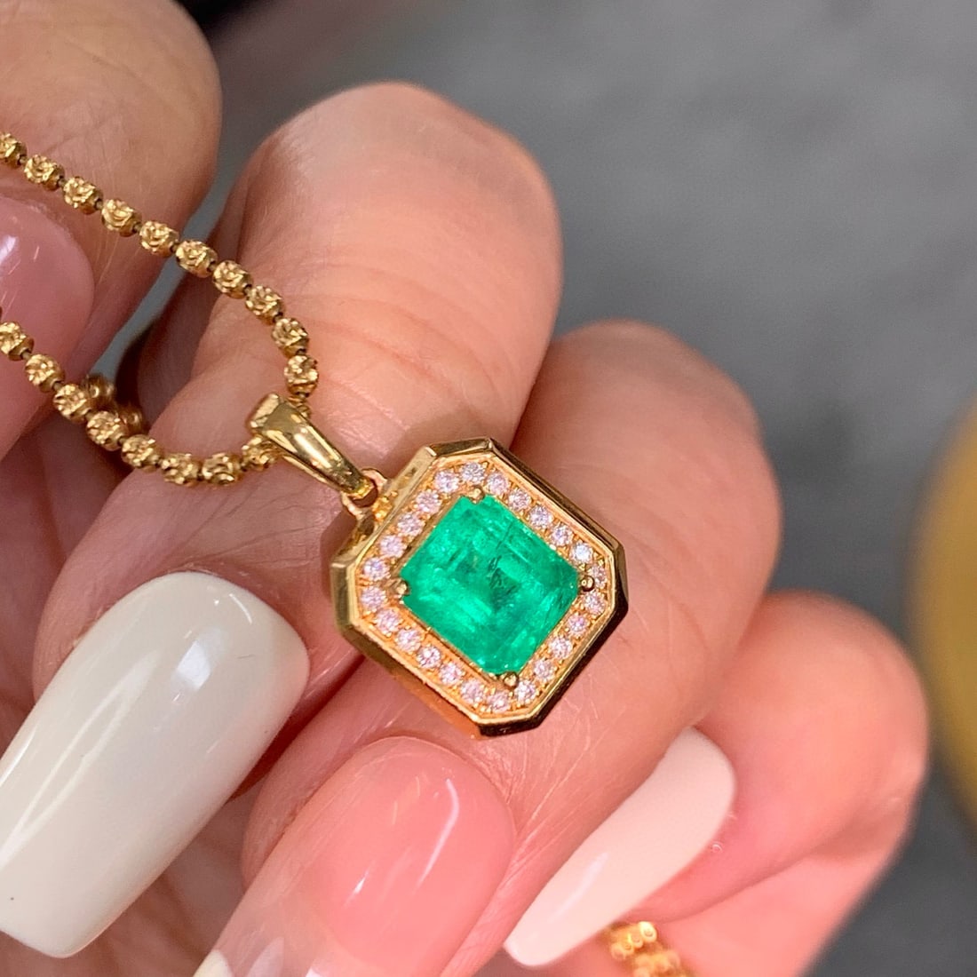 14k Gold 1.49 Ctw Natural Emerald & Diamond Pendant( Without Chain ) - 5