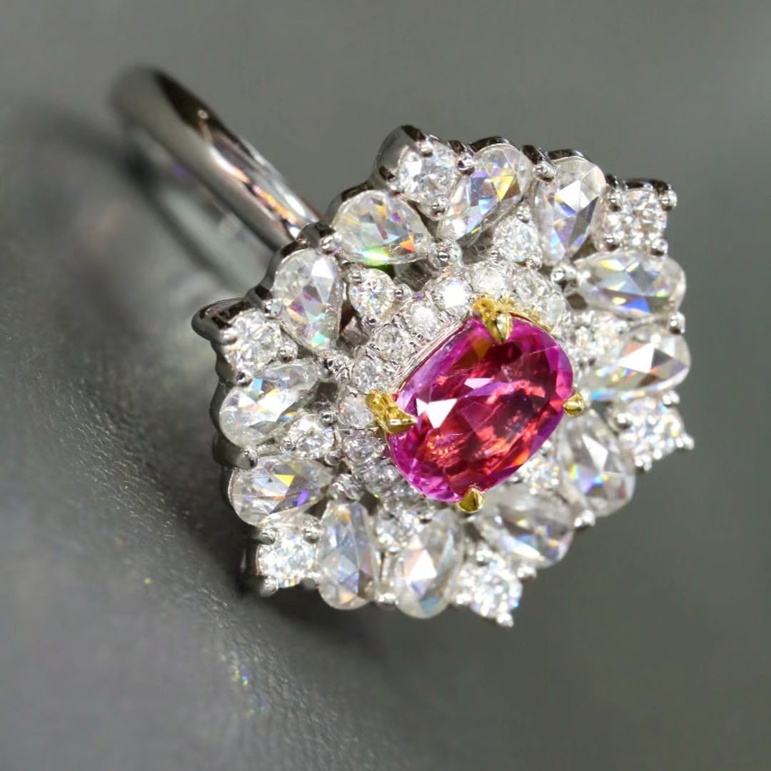 14k Gold 0.78 Ctw Natural Padparadscha Sapphire & Diamond Ring - 4