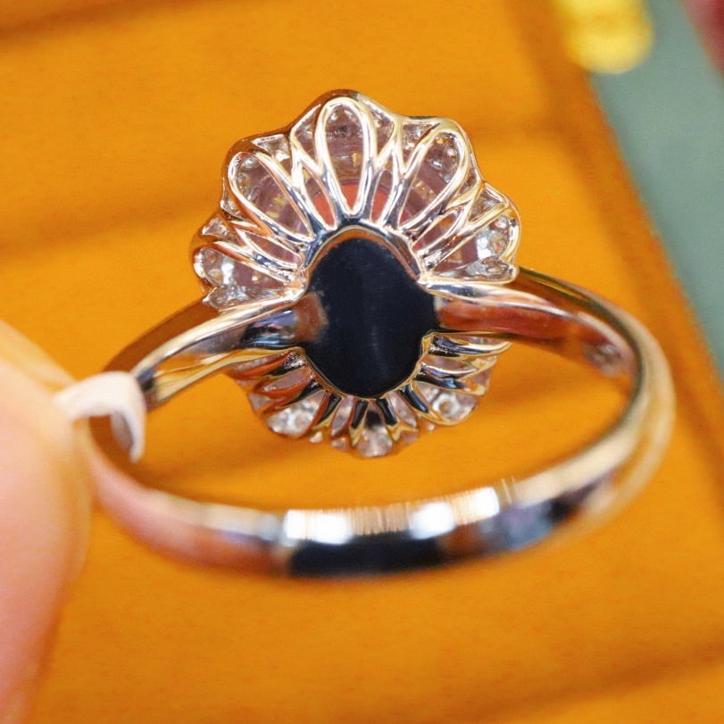 14k Gold 2.62 Ctw Natural Padparadscha Sapphire & Diamond Ring - 4
