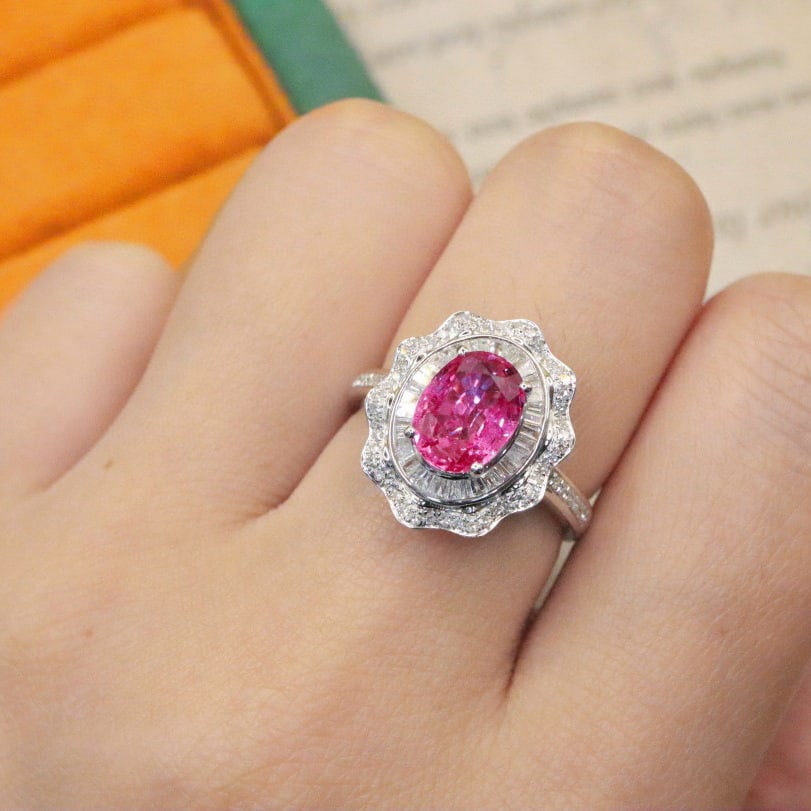 14k Gold 2.62 Ctw Natural Padparadscha Sapphire & Diamond Ring - 5