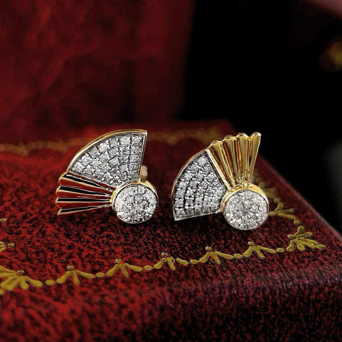 14k Gold 0.28 Ct Natural H Diamond Earrings: Ref:230988411 // gold content:14k gold // main gemstone:diamond // shape:round // carat weight:0. 28ct // clarity grade:vs-si // color:h // treatment:natural // cut grade:g // Condition: New High