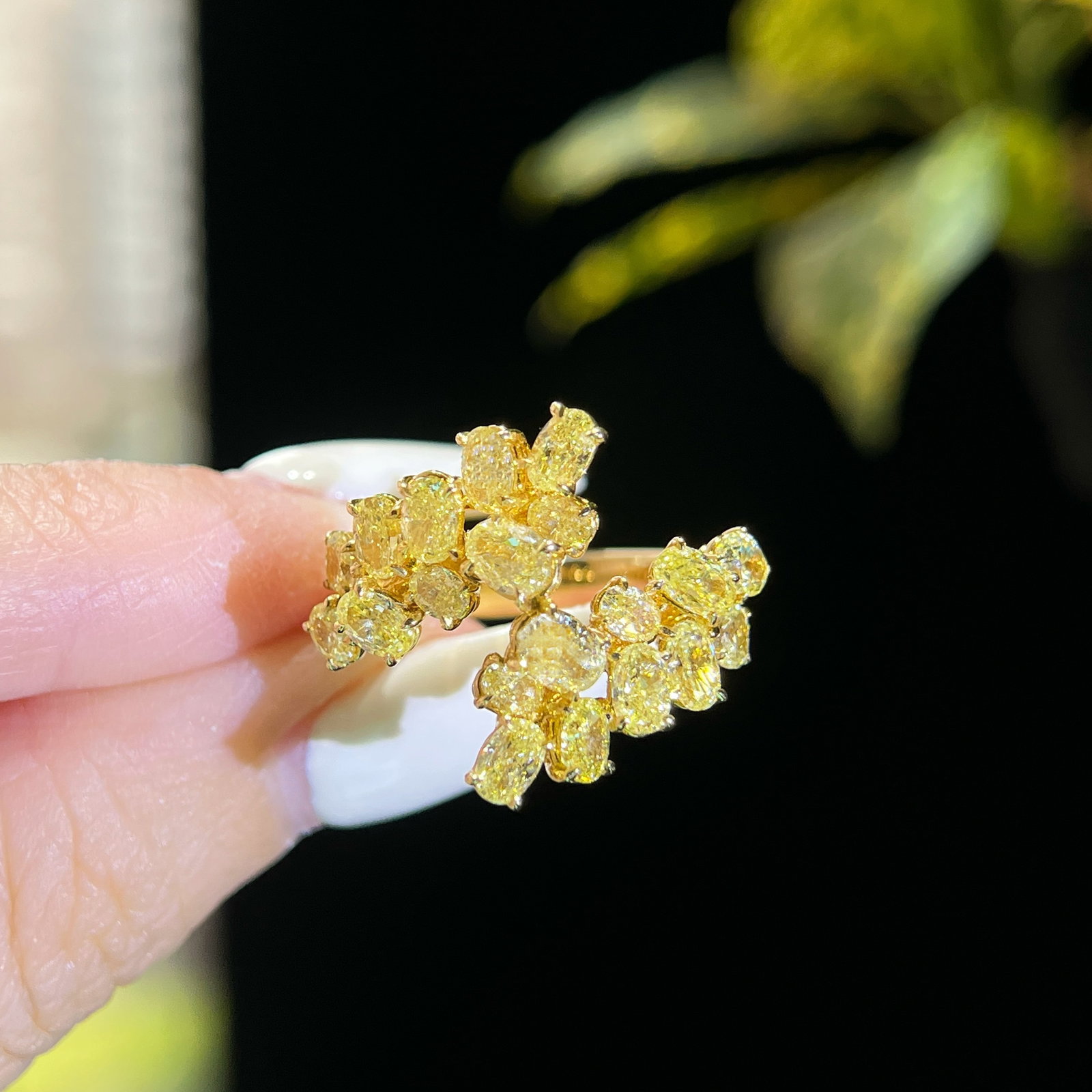 14k Gold 3.30 Ct Natural Yellow Diamond Ring - 3
