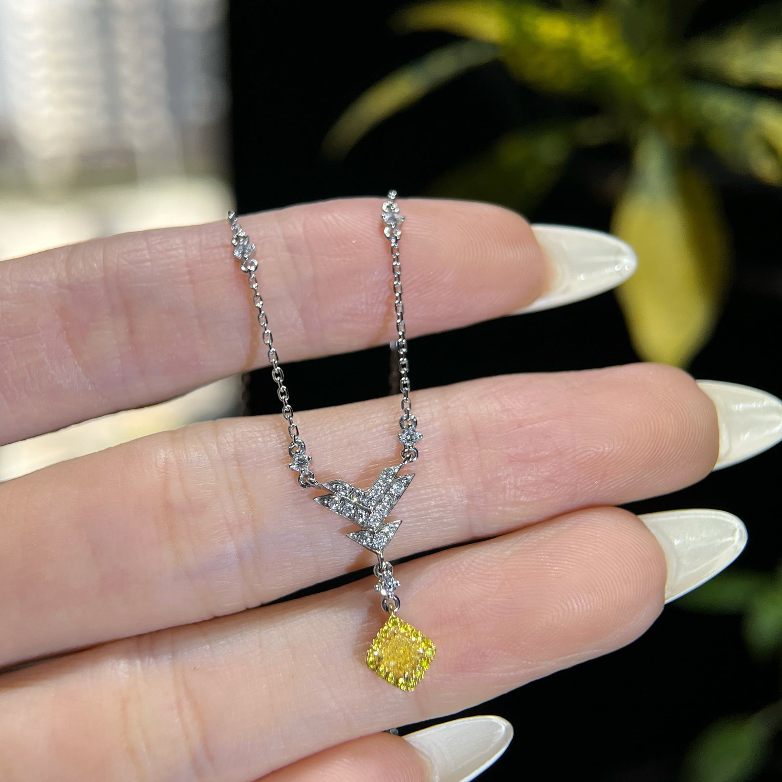 14k Gold 0.39 Ctw Natural Yellow Diamond & Diamond Necklace - 3