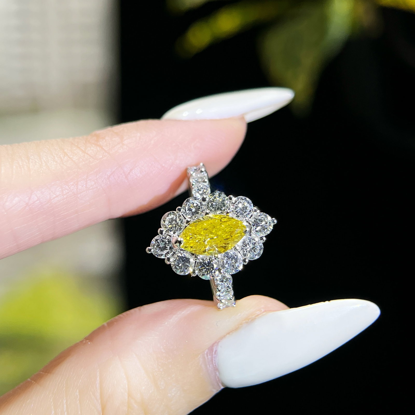 14k Gold 2.27 Ctw Natural Yellow Diamond & Diamond Ring - 2
