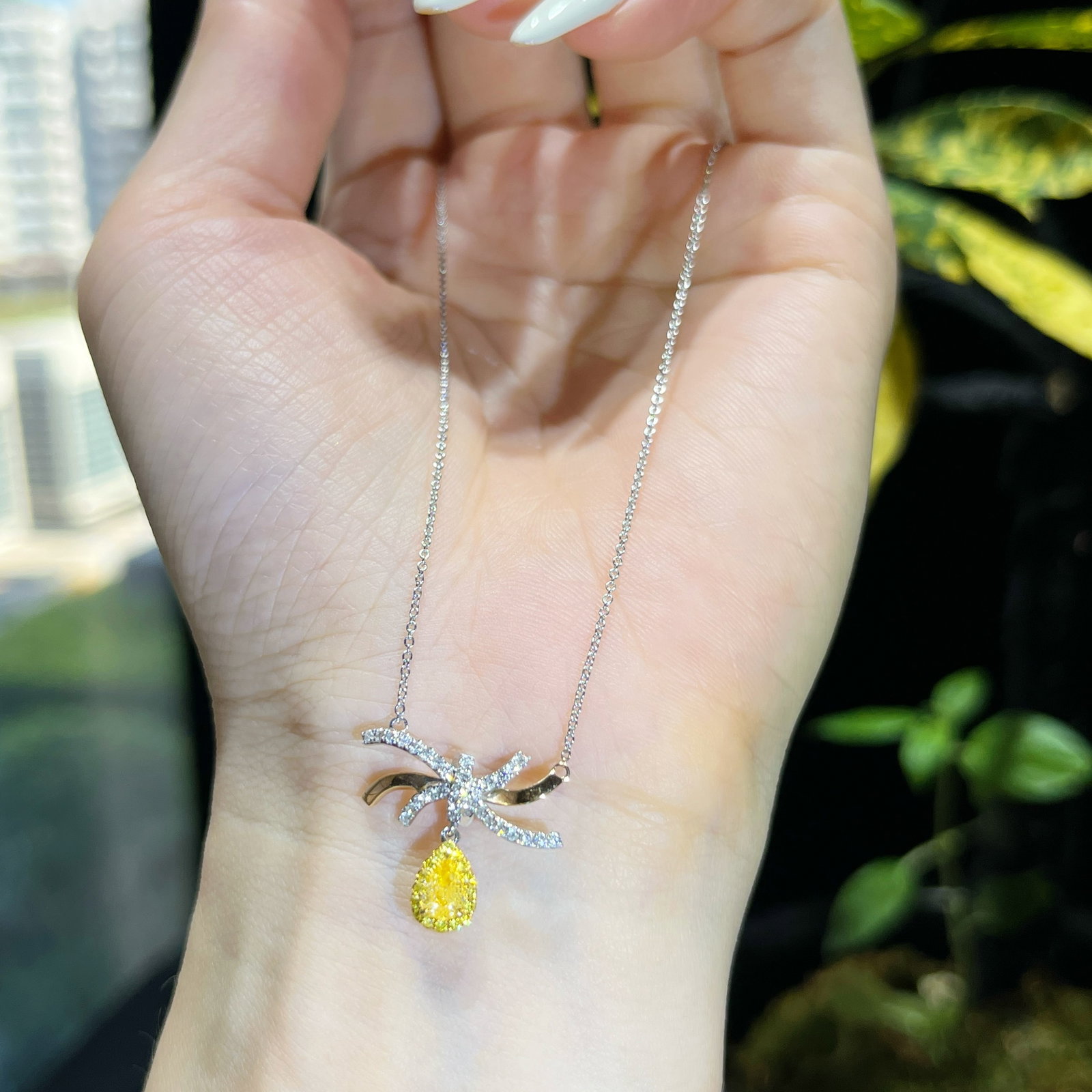 14k Gold 0.47 Ctw Natural Yellow Diamond & Diamond Necklace - 2