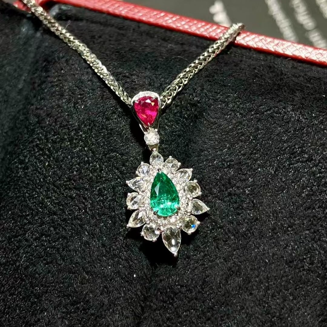 14k Gold 0.60 Ctw Natural Emerald & Ruby & Toi Et Moi Pendant( Without Chain ): Ref:230988432 // gold content:14k gold // main gemstone:emerald // shape:pear // carat weight:0. 36ct // color:green // treatment:natural // // adjacent gemstone 2 : ruby // shape:pear // carat weight