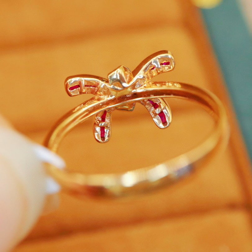14k Gold 0.7 Ct Natural Ruby Ring - 5