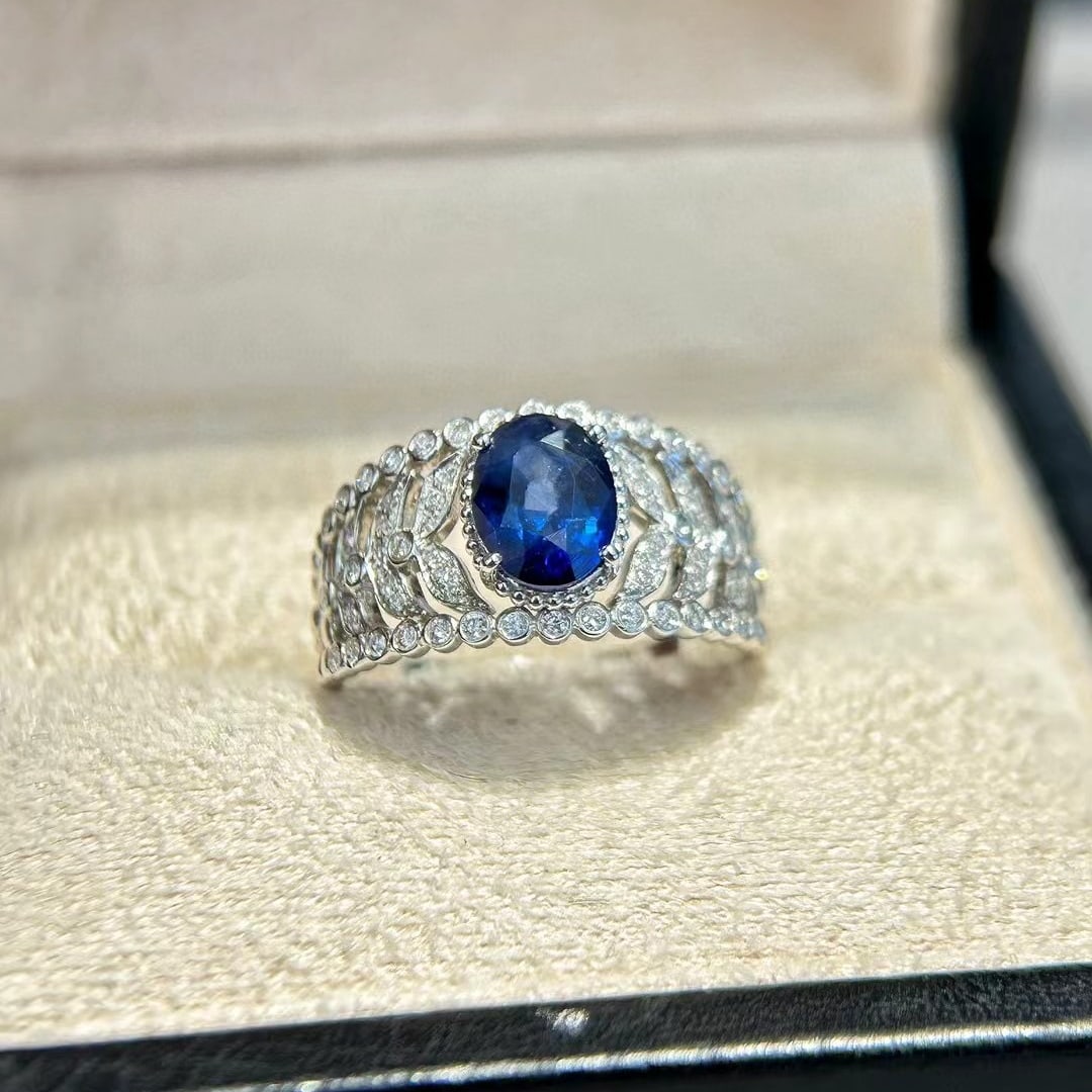 14k Gold 1.85 Ctw Natural Sapphire & Diamond Ring: Ref:230988444 // gold content:14k gold // ring size:7. 25us // // main gemstone:sapphire // shape:oval // carat weight:1. 52ct // color:blue // treatment:natural // // adjacent gemstone 2 : diamond //