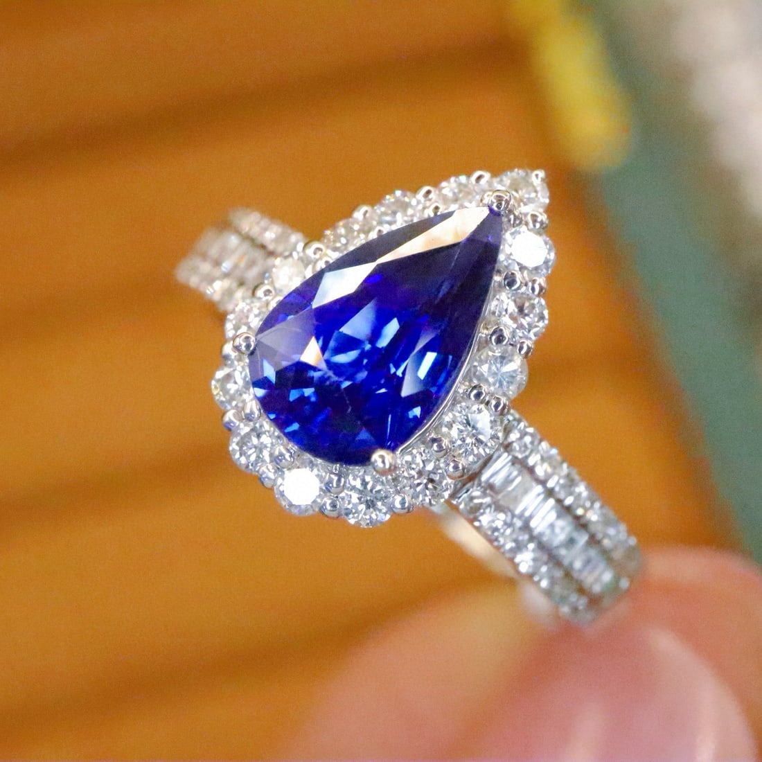 14k Gold 1.84 Ctw Natural Sapphire & Diamond Ring - 2