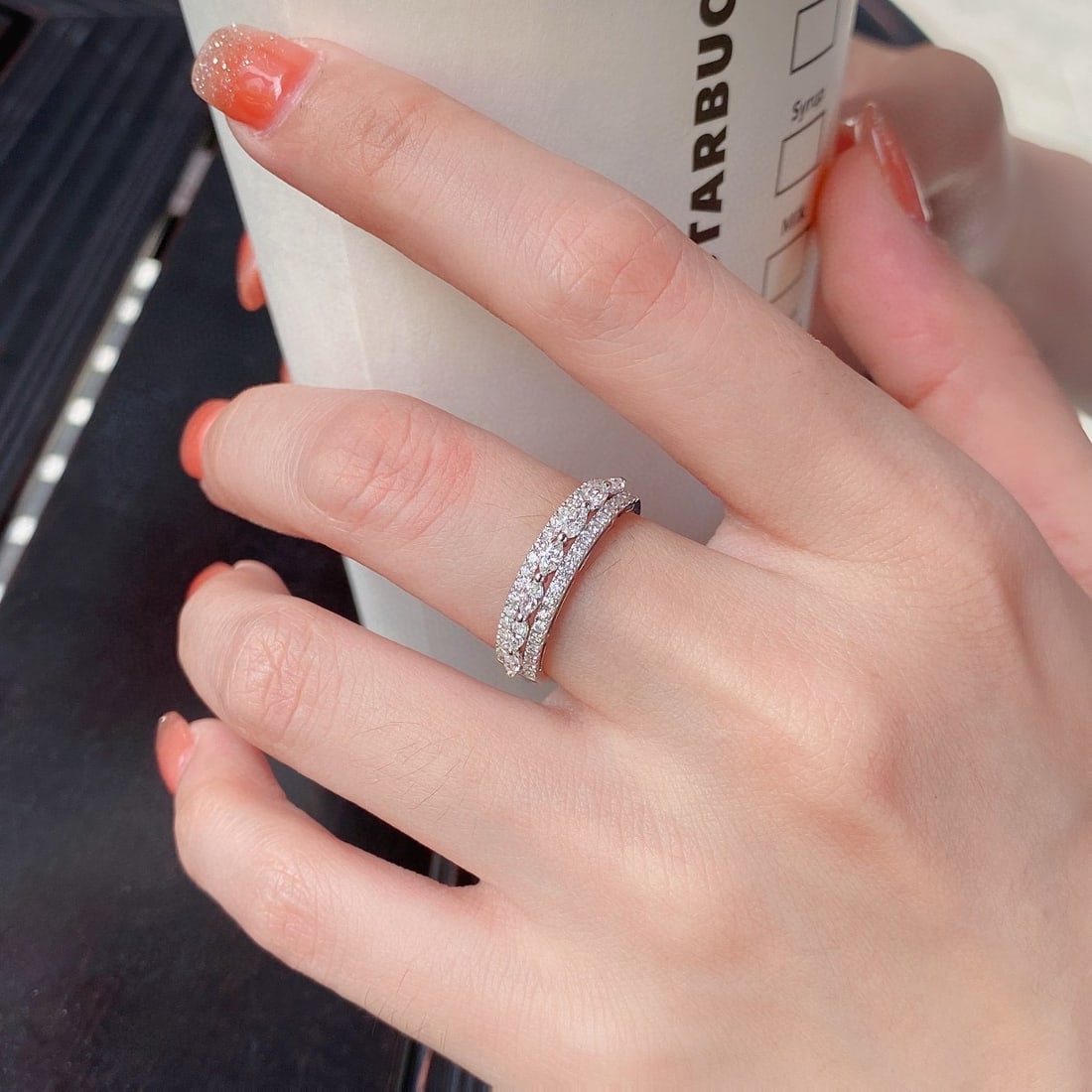 14k Gold 0.58 Ctw Natural H Diamond Ring - 3