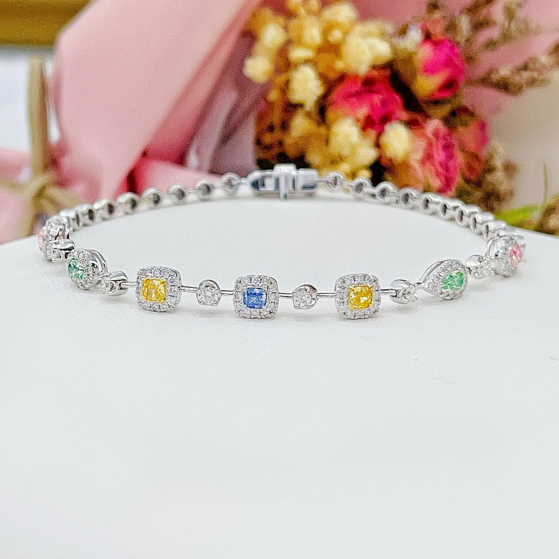 14k Gold 1.15 Ctw Natural Color Diamond & Diamond Bracelet - 2