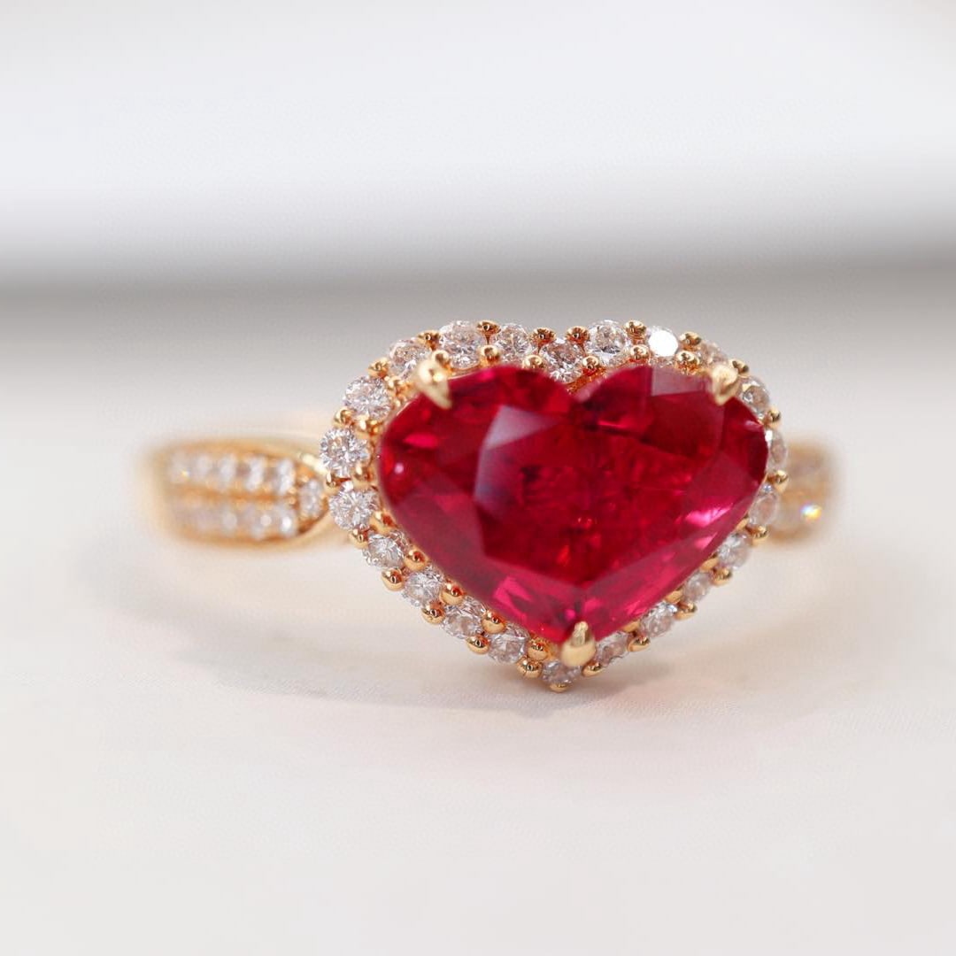 14k Gold 2.06 Ctw Natural Ruby & Diamond Ring - 4
