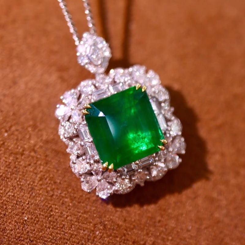 14k Gold 5.11 Ct Natural Emerald & Diamond Ring/pendant( Without Chain ) - 9