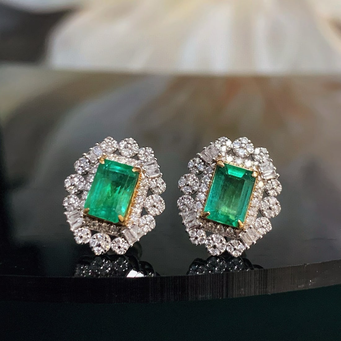 14k Gold 2.2 Ct Natural Emerald & Diamond Earrings - 2