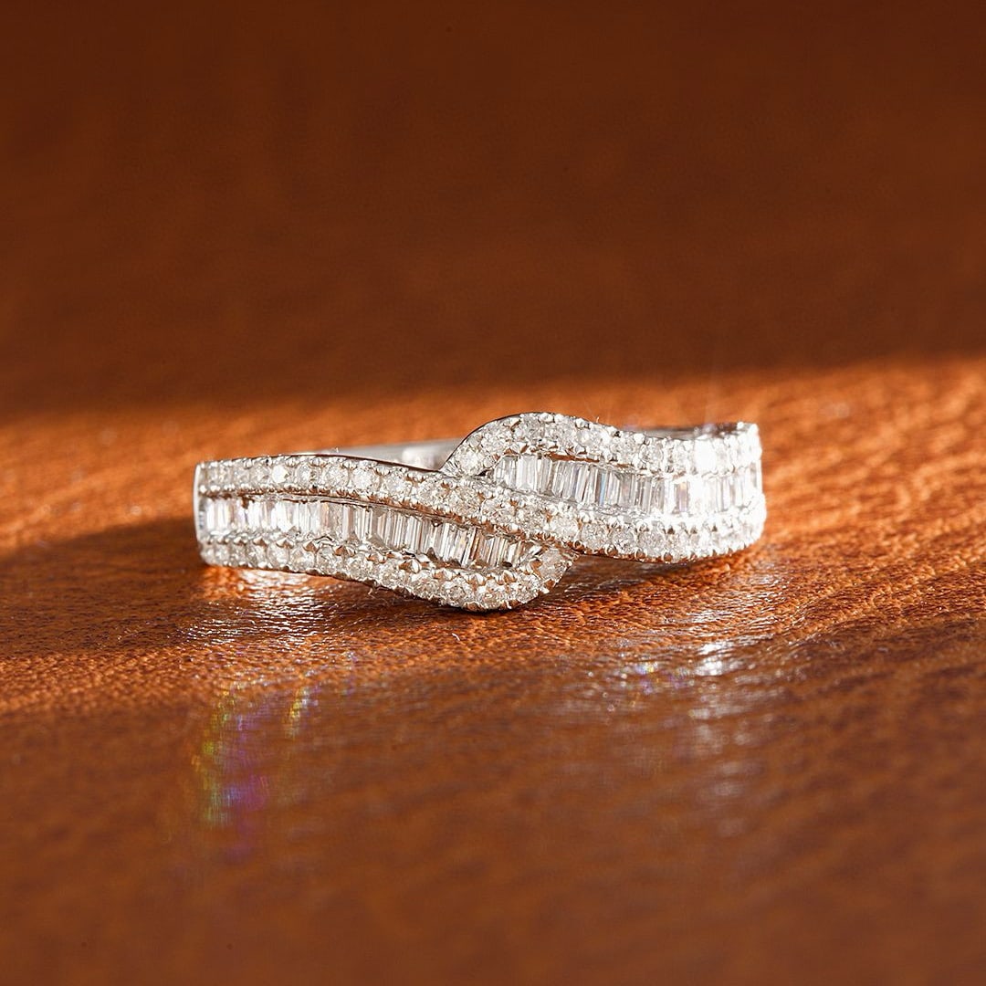 14k Gold 0.43 Ct Natural H Diamond Ring - 3