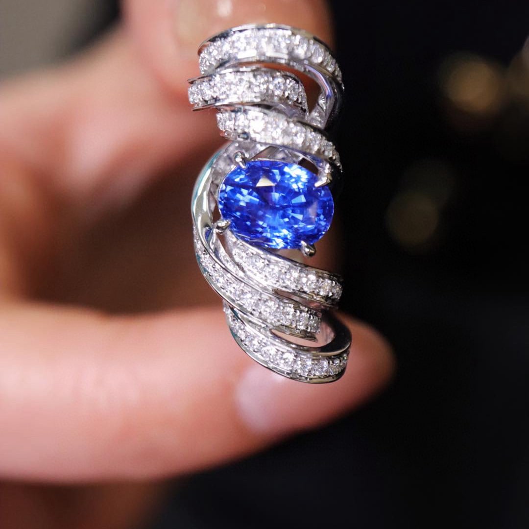 14k Gold 2.84 Ctw Natural Sapphire & Diamond Ring - 3