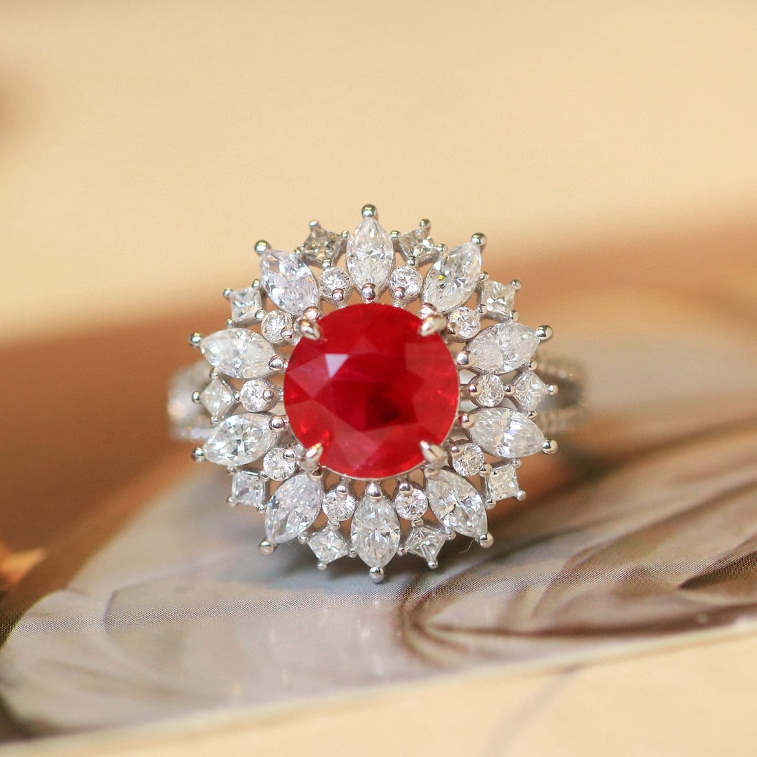 14k Gold 4.04 Ctw Natural Ruby & Diamond Ring - 6