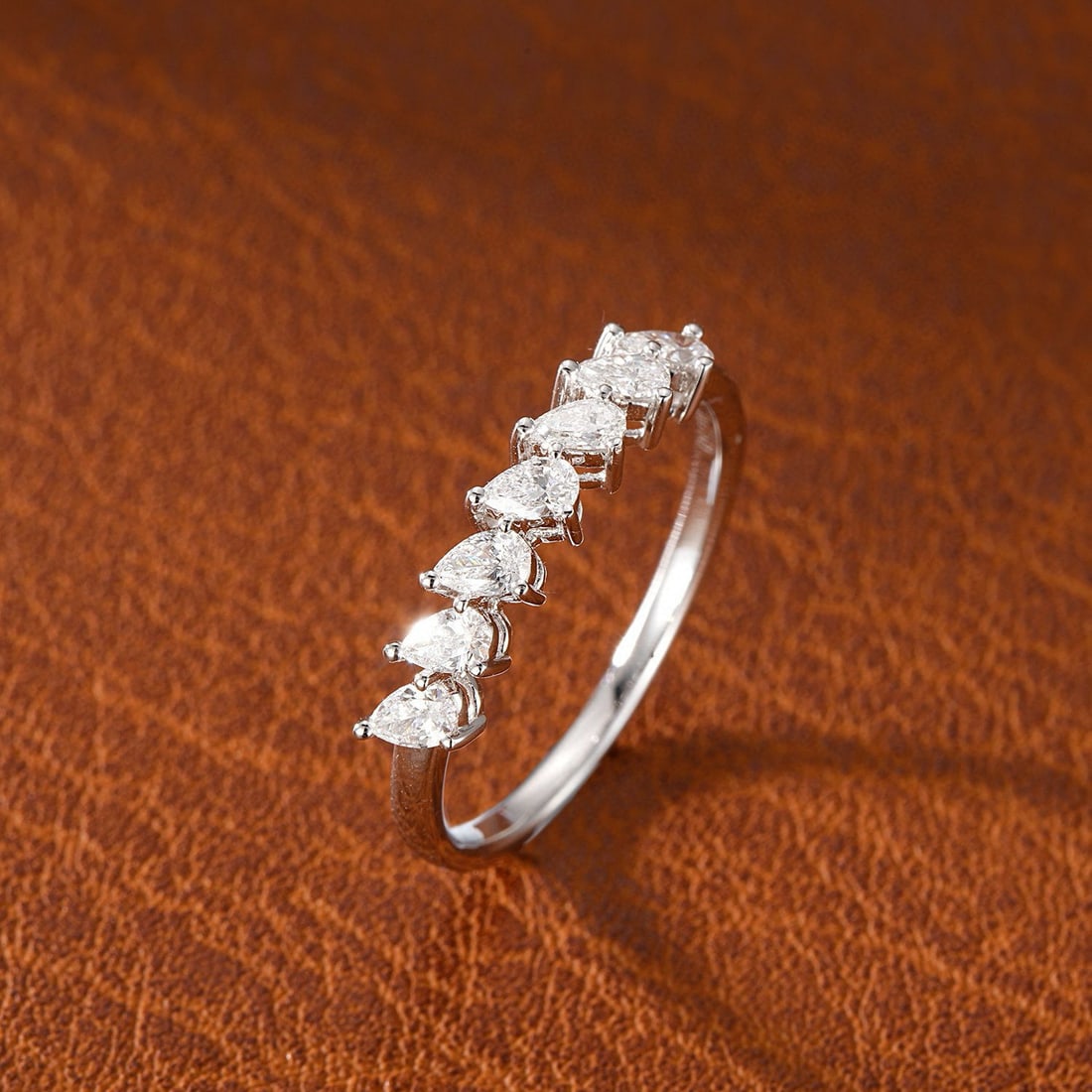 14k Gold 0.46 Ct Natural H Diamond Ring: Ref:230991057 // gold content:14k gold // ring size:7. 25us // // main gemstone:diamond // shape:pear // carat weight:0. 46ct // clarity grade:vs-si // color:h // treatment:natural // Condition: New