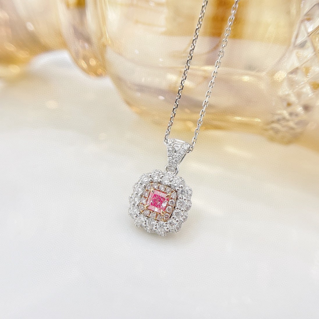 14k Gold 0.82 Ctw Natural Pink Diamond & Diamond Necklace: Ref:230991060 // gold content:14k gold // main gemstone:pink diamond // shape:cushion // carat weight:0. 24ct // color:pink // treatment:natural // // adjacent gemstone 2 : diamond // shape:round //