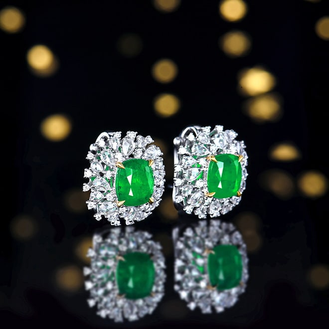14k Gold 4.47 Ctw Natural Emerald & Diamond Earrings - 3
