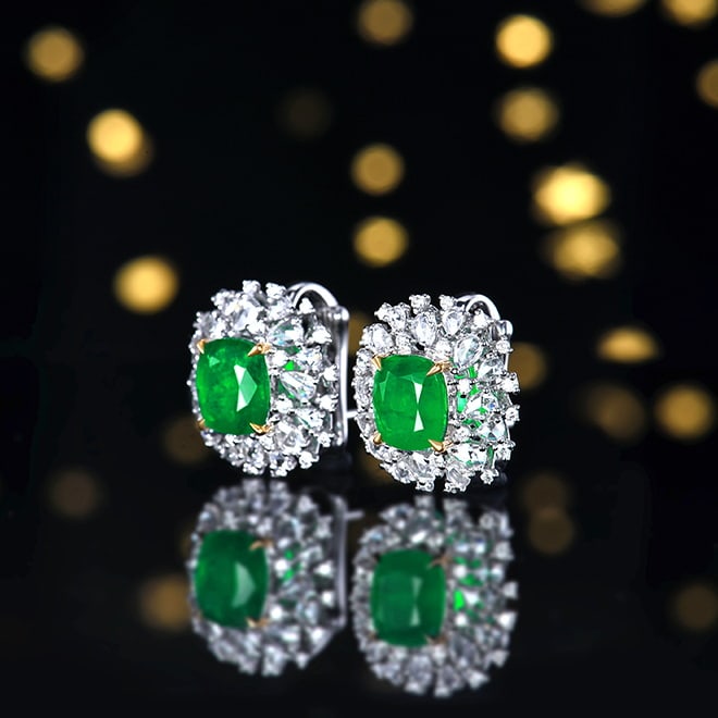 14k Gold 4.47 Ctw Natural Emerald & Diamond Earrings - 4
