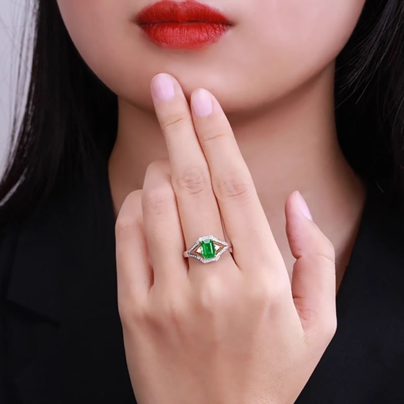 14k Gold 1.24 Ct Natural Emerald & Diamond Ring - 4