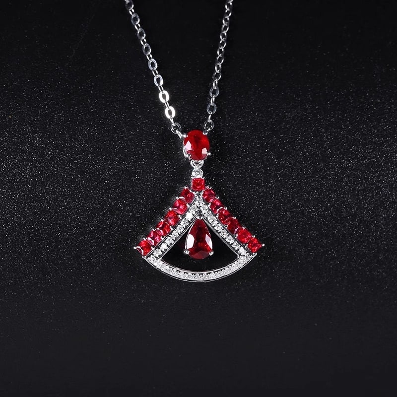 14k Gold 1.07 Ctw Natural Ruby & Diamond Necklace: Ref:230991072 // gold content:14k gold // main gemstone:ruby // shape:multiply // carat weight:0. 97ct // color:red // treatment:natural // // adjacent gemstone 2 : diamond // number of stones:32 //