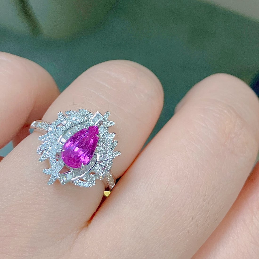 14k Gold 1.75 Ctw Natural Sapphire & Diamond Ring - 3